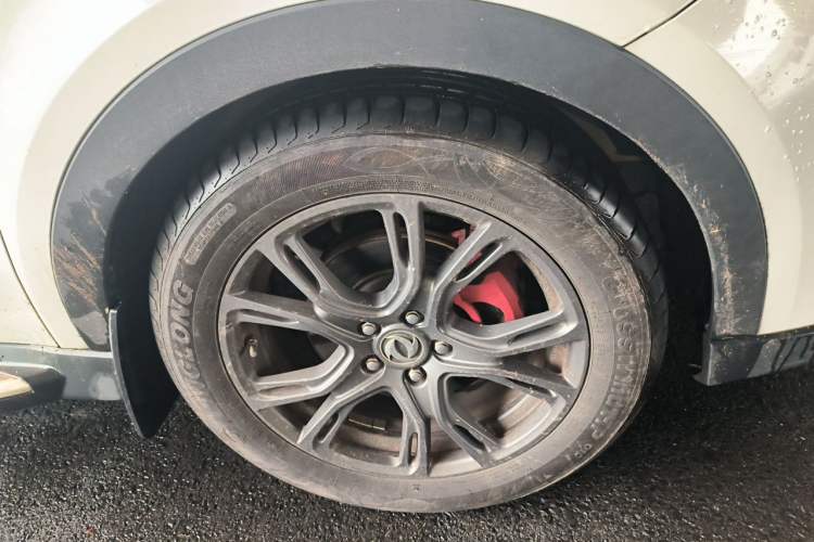 Used Dongfeng Fengon 580 2018 1.5T CVT ZhiShang Version Right Front Wheel Hub