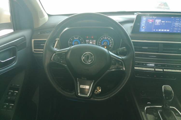 Used Dongfeng Fengon 580 2018 1.5T CVT Luxury Model Steering Wheel