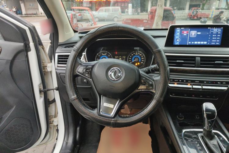 Used Dongfeng Fengon 580 2018 Revised Version 1.5T CVT Luxury Edition Steering Wheel