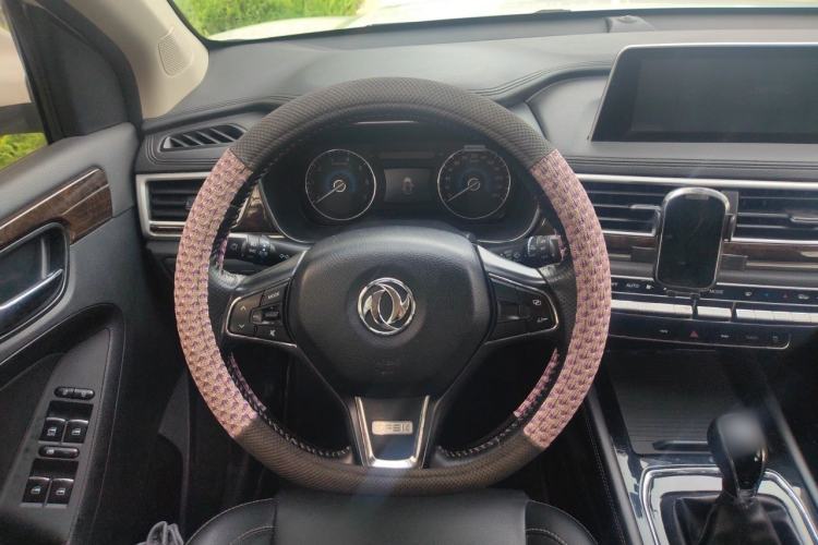 Used Dongfeng Fengon 580 2018 1.5T Manual Luxury Model Steering Wheel