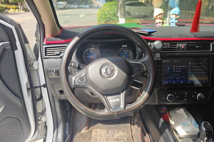 Used Dongfeng Fengon 580 2018 1.8L Manual Comfort Model Steering Wheel