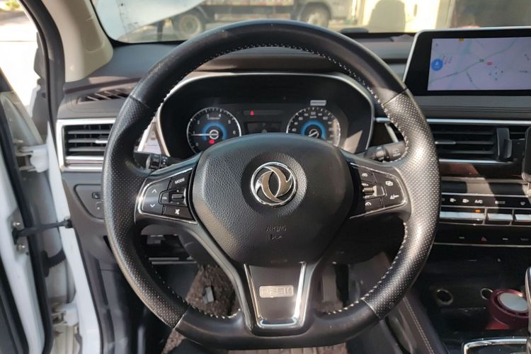 Used Dongfeng Fengon 580 2018 1.5T CVT Smart Connectivity Version Steering Wheel