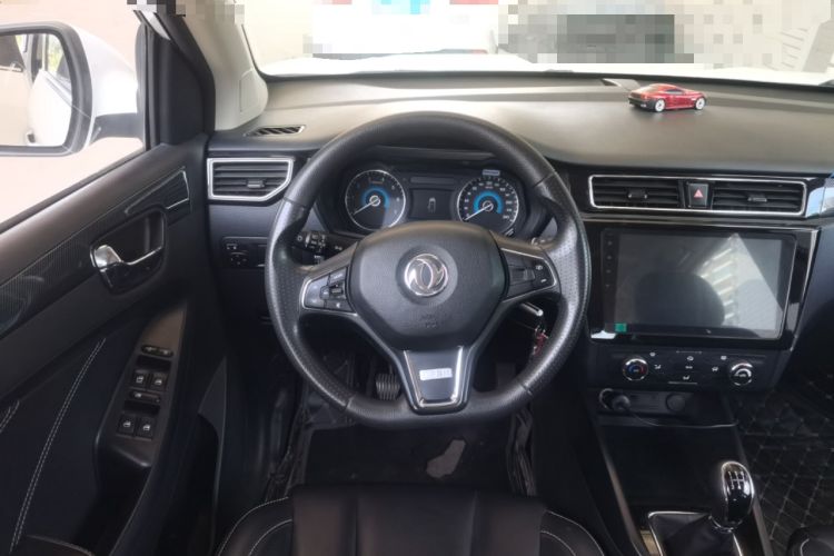 Used Dongfeng Fengon 580 2018 Revised Version 1.8L Manual Comfort Edition Steering Wheel