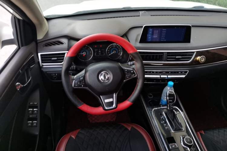 Used Dongfeng Fengon 580 2018 1.5T CVT Luxury Model Steering Wheel