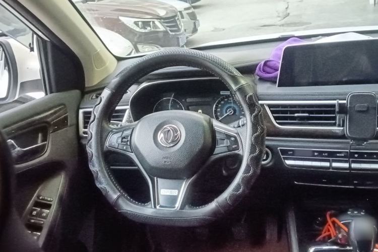 Used Dongfeng Fengon 580 2018 1.5T Manual Smart Edition Steering Wheel