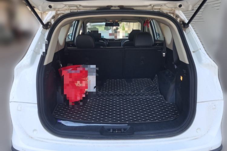 Used Dongfeng Fengon 580 2018 Revised Version 1.8L Manual Comfort Edition Trunk