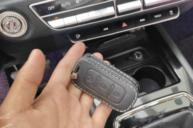 Used Dongfeng Fengon 580 2018 1.5T Manual Luxury Model Vehicle Key