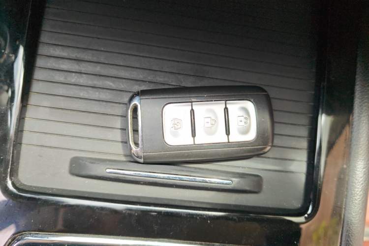 Used Dongfeng Fengon 580 2018 1.5T Manual Luxury Model Vehicle Key