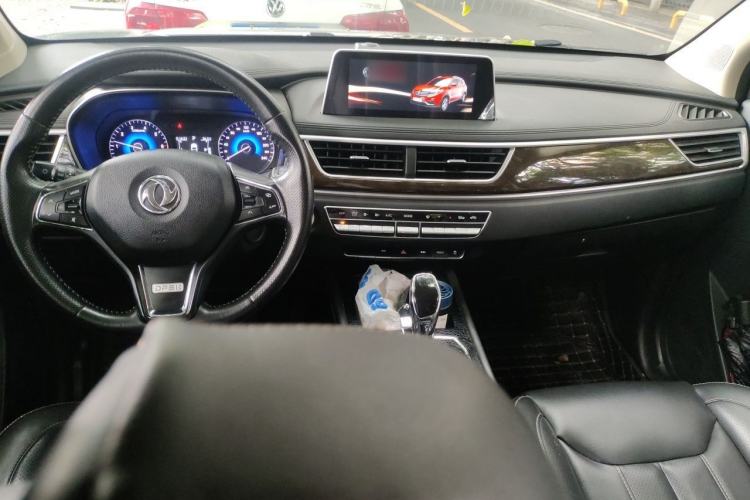 Used Dongfeng Fengon 580 2020 1.5T CVT Luxury Edition Center Console