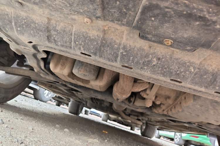 Used Dongfeng Fengon 580 2020 1.5T CVT Luxury Edition Chassis Front