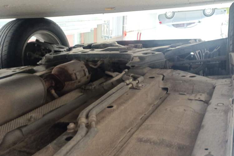 Used Dongfeng Fengon 580 2020 1.8L Manual Comfort Model Chassis Front Left