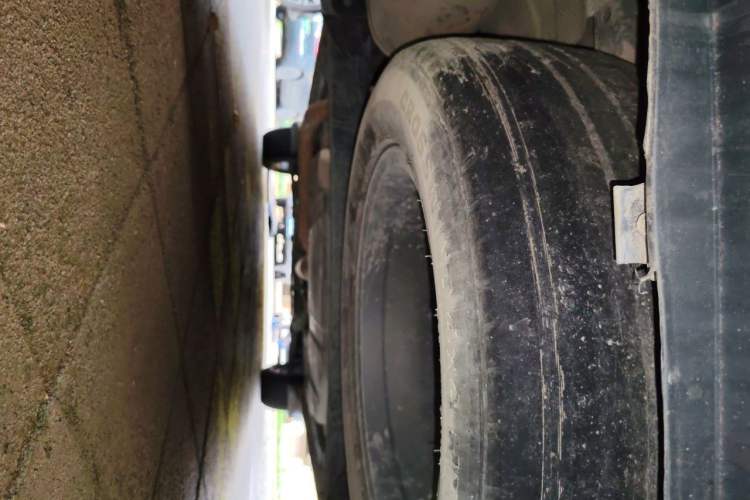 Used Dongfeng Fengon 580 2020 1.5T Manual Luxury Version Chassis Rear