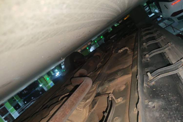 Used Dongfeng Fengon 580 2020 1.8L Manual Comfort Model Chassis Rear Left