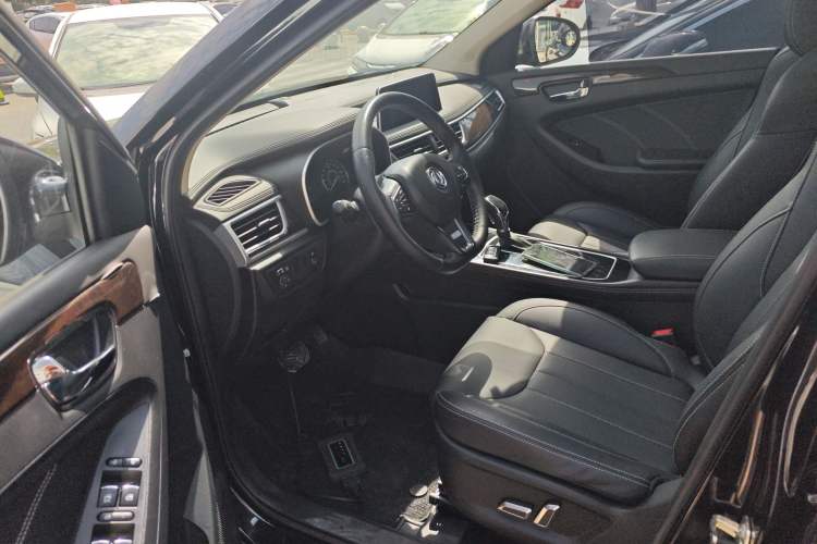 Used Dongfeng Fengon 580 2020 1.5T CVT Luxury Edition Driver Seat