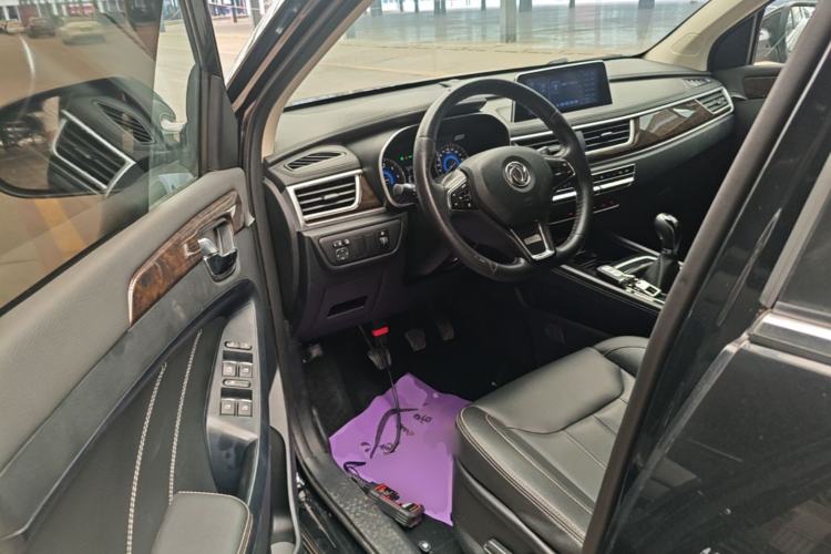 Used Dongfeng Fengon 580 2020 1.5T Manual Luxury Version Driver Seat