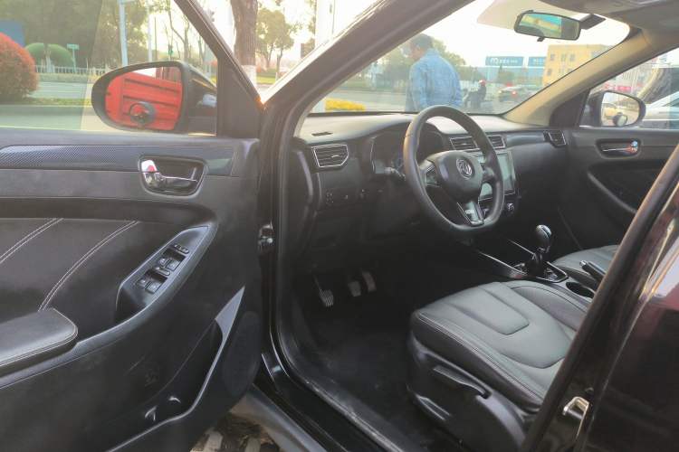 Used Dongfeng Fengon 580 2020 1.8L Manual Comfort Model Driver Seat