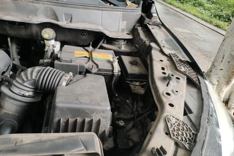 Used Dongfeng Fengon 580 2020 1.5T CVT Luxury Edition Engine Bay Left