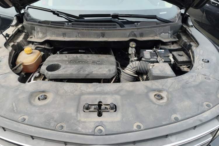 Used Dongfeng Fengon 580 2020 1.5T CVT Luxury Edition Engine Bay