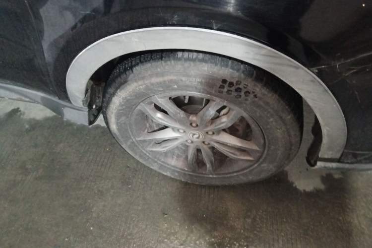 Used Dongfeng Fengon 580 2020 1.5T CVT Luxury Edition Exterior 4