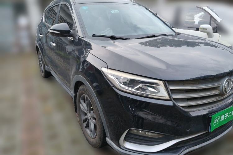 Used Dongfeng Fengon 580 2020 1.5T CVT Luxury Edition Front Right 45 Deg