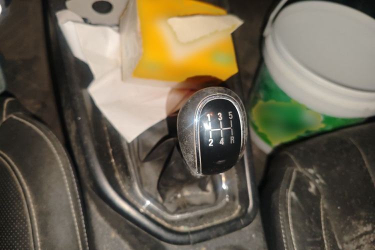 Used Dongfeng Fengon 580 2020 1.8L Manual Comfort Model Gear Lever