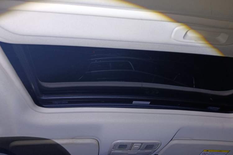 Used Dongfeng Fengon 580 2020 1.5T CVT Luxury Edition Headliner
