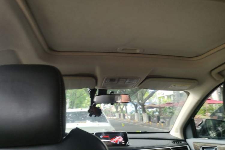 Used Dongfeng Fengon 580 2020 1.5T CVT Luxury Edition Headliner