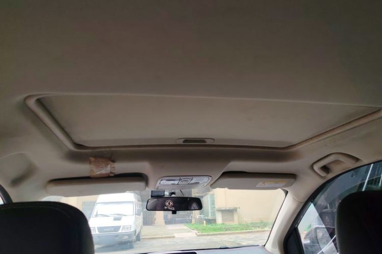 Used Dongfeng Fengon 580 2020 1.5T Manual Luxury Version Headliner