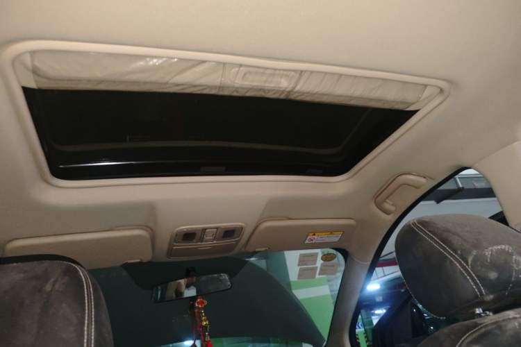 Used Dongfeng Fengon 580 2020 1.8L Manual Comfort Model Headliner