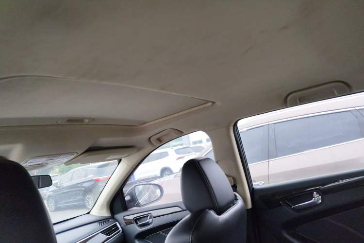 Used Dongfeng Fengon 580 2020 1.5T CVT Luxury Edition Headliner