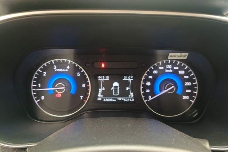 Used Dongfeng Fengon 580 2020 1.5T Manual Luxury Version Instrument Cluster