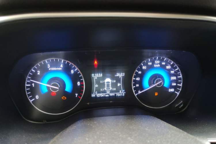 Used Dongfeng Fengon 580 2020 1.5T Manual Luxury Version Instrument Cluster