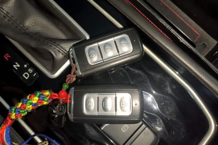 Used Dongfeng Fengon 580 2020 1.5T CVT Luxury Edition Interior 1