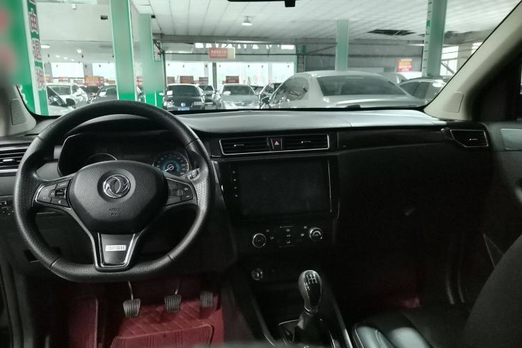 Used Dongfeng Fengon 580 2020 1.8L Manual Comfort Model Interior 1