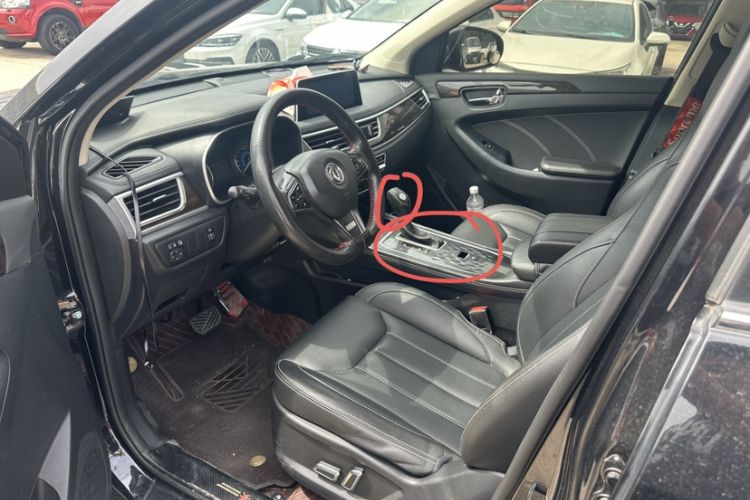 Used Dongfeng Fengon 580 2020 1.5T CVT Luxury Edition Interior 2