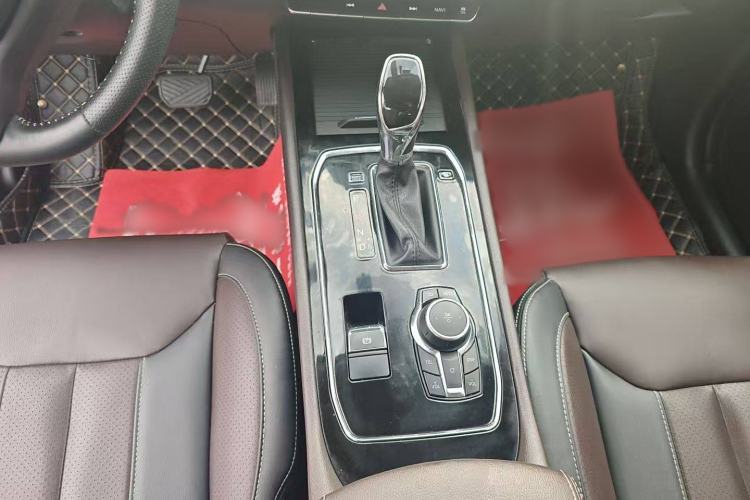 Used Dongfeng Fengon 580 2020 1.5T CVT Luxury Edition Interior 2