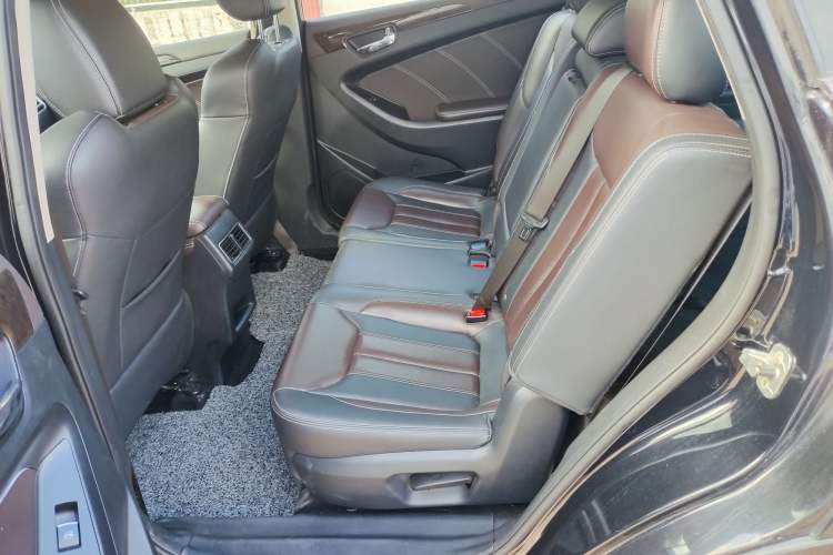 Used Dongfeng Fengon 580 2020 1.5T CVT Luxury Edition Interior 3