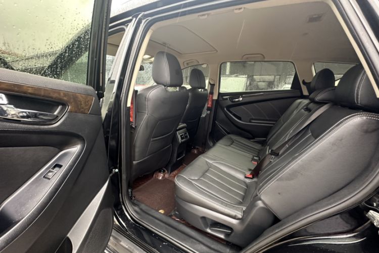 Used Dongfeng Fengon 580 2020 1.5T CVT Luxury Edition Interior 5
