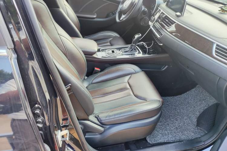 Used Dongfeng Fengon 580 2020 1.5T CVT Luxury Edition Interior 5