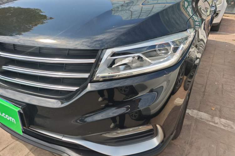 Used Dongfeng Fengon 580 2020 1.5T CVT Luxury Edition Left Front Headlight
