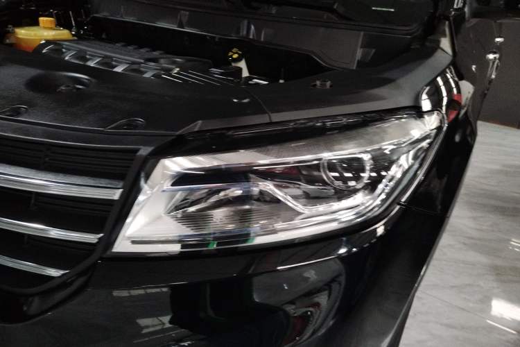 Used Dongfeng Fengon 580 2020 1.8L Manual Comfort Model Left Front Headlight
