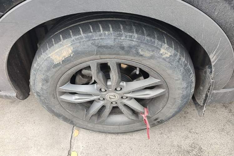 Used Dongfeng Fengon 580 2020 1.5T CVT Luxury Edition Left Front Wheel Hub