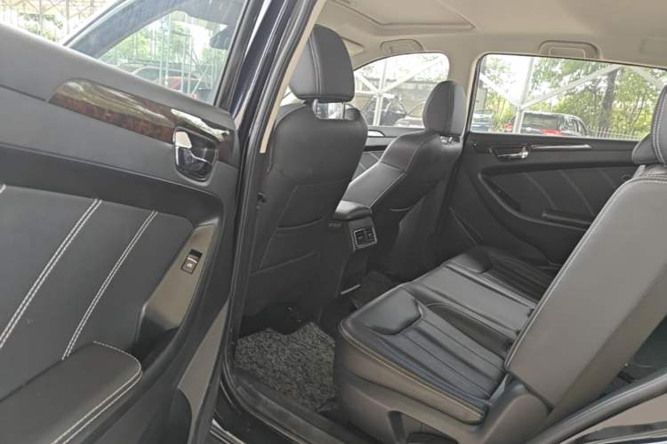 Used Dongfeng Fengon 580 2020 1.5T CVT Luxury Edition Left Rear Seat