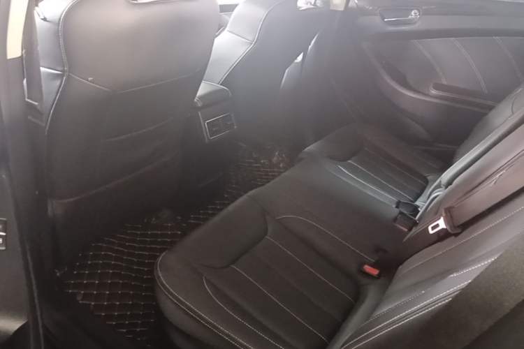 Used Dongfeng Fengon 580 2020 1.5T CVT Luxury Edition Left Rear Seat