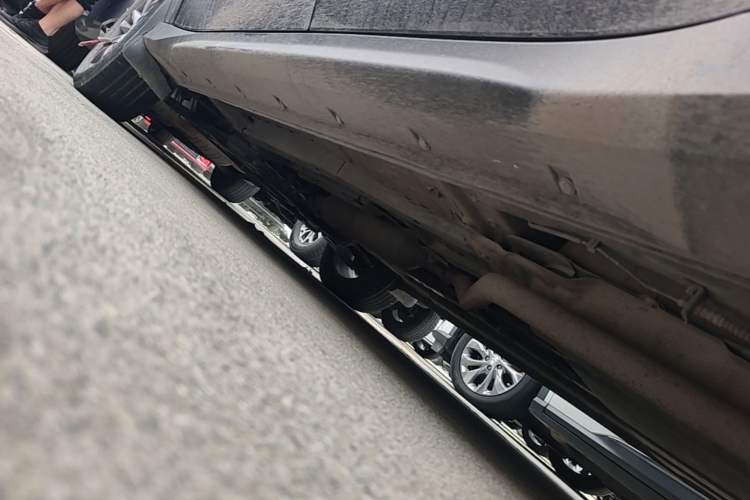 Used Dongfeng Fengon 580 2020 1.5T CVT Luxury Edition Left Side Sill