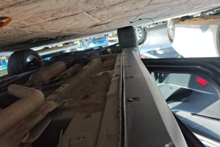 Used Dongfeng Fengon 580 2020 1.5T CVT Luxury Edition Left Side Sill
