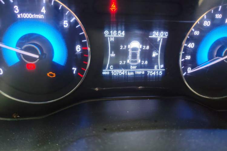 Used Dongfeng Fengon 580 2020 1.5T Manual Luxury Version Odometer Close Up