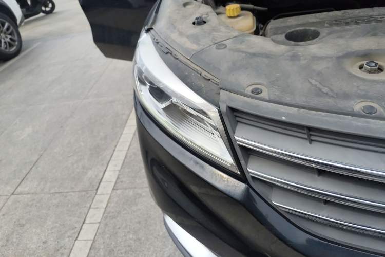Used Dongfeng Fengon 580 2020 1.5T CVT Luxury Edition Right Front Headlight