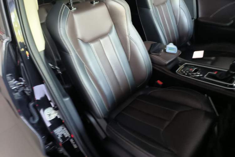 Used Dongfeng Fengon 580 2020 1.5T CVT Luxury Edition Right Front Seat
