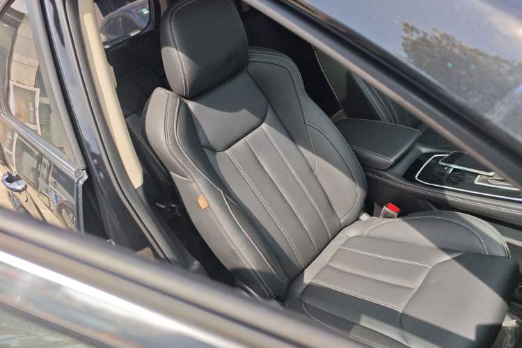 Used Dongfeng Fengon 580 2020 1.5T CVT Luxury Edition Right Front Seat